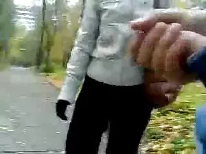 Beragadtam az ujjam  ...