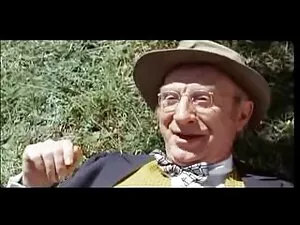 Lányos-lány kötve, m ...