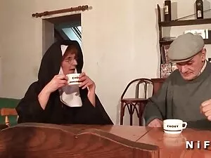Fétis-koncepció-lány ...