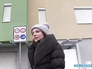 munkás Kailani lej a ...
